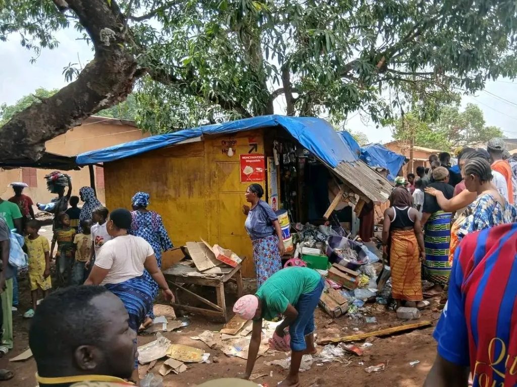 Drame à Yéolé : un enfant de 8 ans tué dans un accident, deux blessés graves.